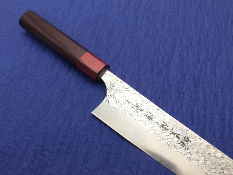 越前鍛冶 黒崎優 作 本鍛造 パウダーハイスR２鋼 牛刀210mm 菱乱打鎚